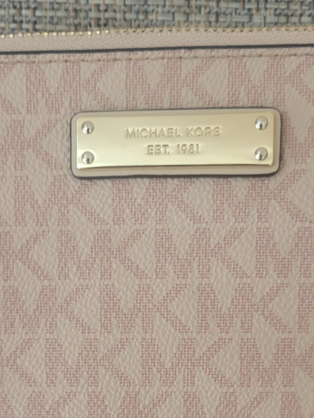 Michael Kors Pink Signature Wristlet